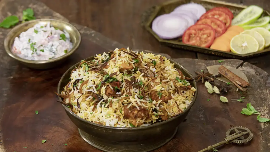 New Year Party Menu Ideas for a Perfect Celebration 20 A plate of steaming, fragrant biryani