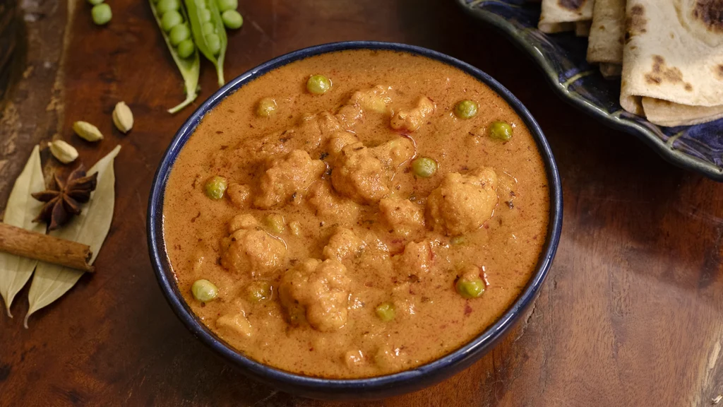 Gluten‑Free Indian Recipes to Elevate Your Table 8 Cauliflower curry served in a bowl