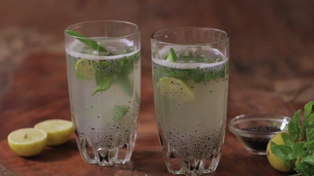 Lazy Mornings, Hearty Bites: Brunch Recipes to Brighten Your Day 40 Open glass of Kulukki Sarbath with condensation