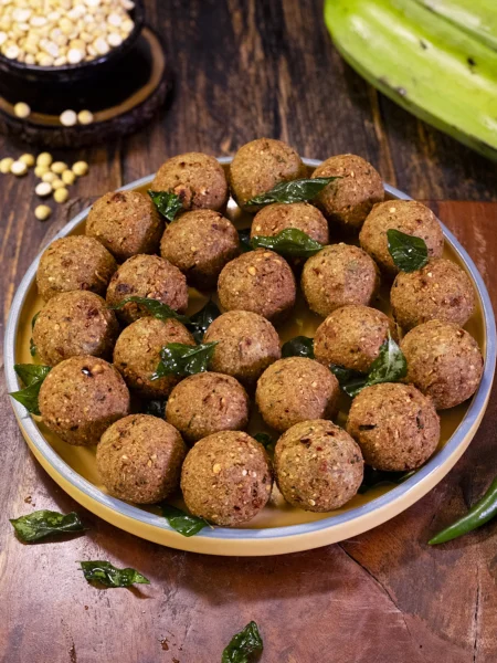 Vazhakkai Kola Urundai