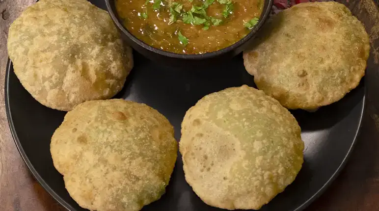 Matar Poori (Green Peas Puri) 8 Matar Poori
