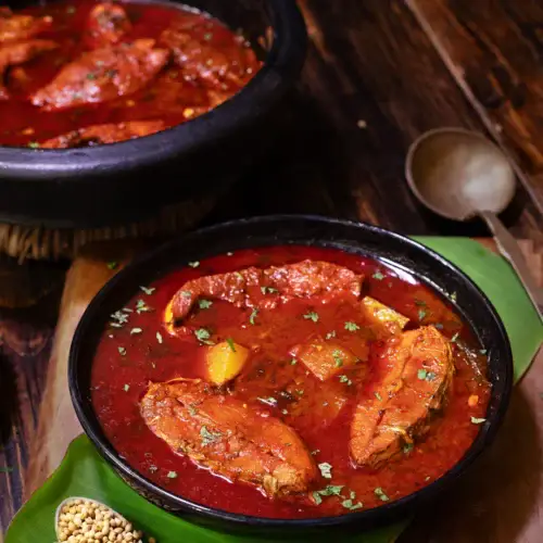 Nellore Fish Curry (Chepala Pulusu)