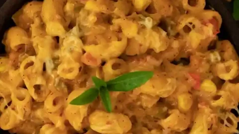 Pasta With Tomato Cream Sauce